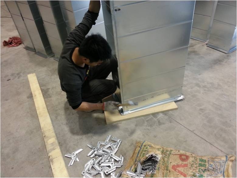 Duct insulation and assembly work